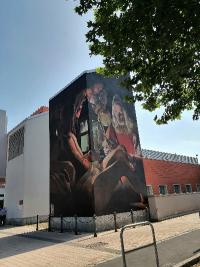 ospedale Monoblocco murales Andrea Mattoni 2021-foto Ibis ospedale Monoblocco murales Andrea Mattoni 2021-foto Ibis